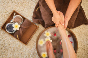 Traditionelle Thai Massage in ruhiger Umgebung bei AYAY Thai Wellness & Massage